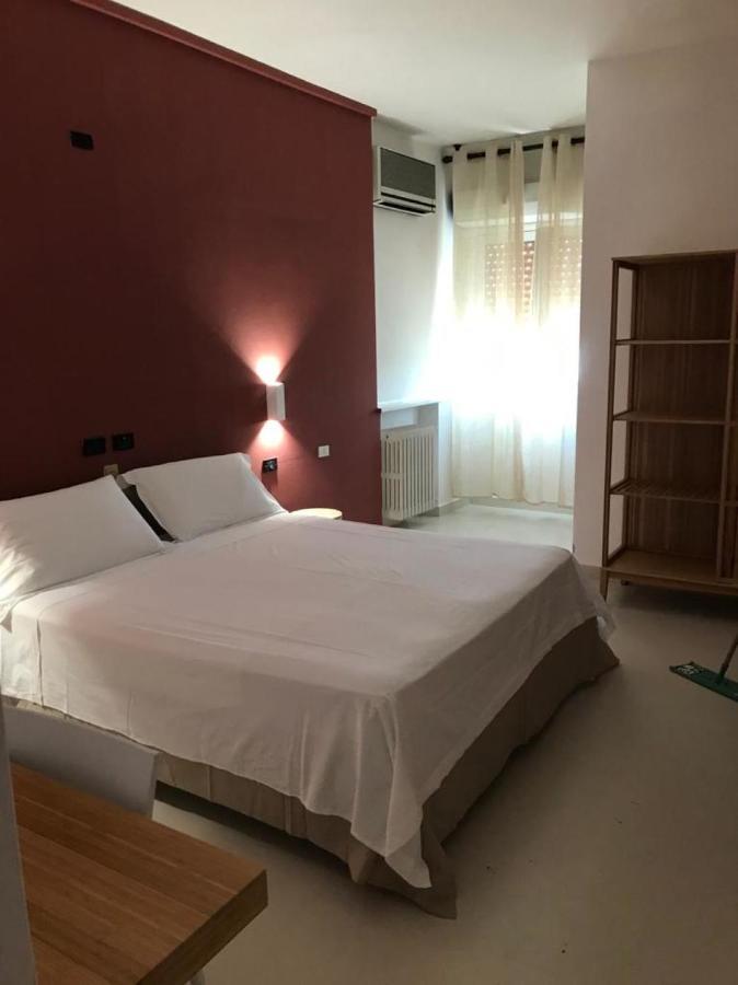 Hotel Riviera Бари Экстерьер фото